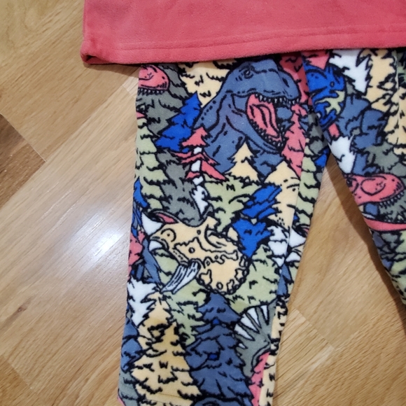 Carters 4 Piece Pajamas-NWT - Picture 2 of 5